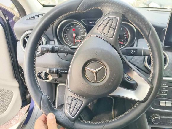 [北京·京N] 二手奔驰奔驰GLA2017款 GLA 200 时尚型