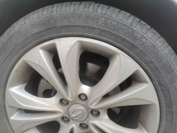 [芜湖·皖B] 二手广汽传祺传祺GA62016款 235T DCT精英版