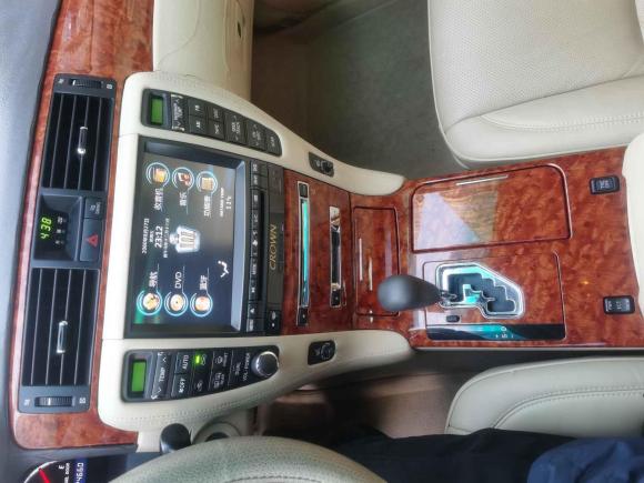 [武汉·鄂W] 二手丰田皇冠2007款 2.5L Royal 特别版