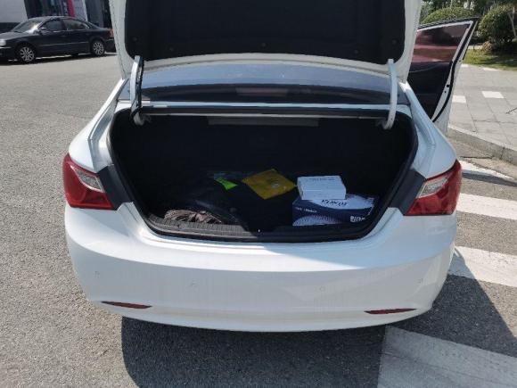 [嘉兴·浙C] 二手现代索纳塔2013款 2.0L 自动尊贵版