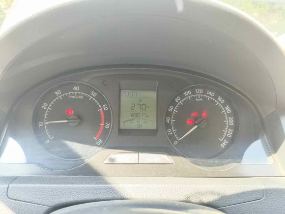 [常州·苏G] 二手斯柯达昕锐2015款 1.6L 手动智选型