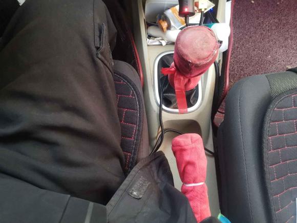 [武汉·鄂A] 二手启辰启辰R502013款 1.6L 手动时尚版