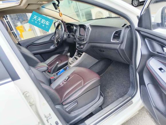 [苏州·苏E] 二手宝骏宝骏5602015款 1.8L 手动豪华型