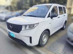 [武汉·鄂A] 五菱汽车五菱宏光PLUS2019款 1.5T 手动标准型 5座