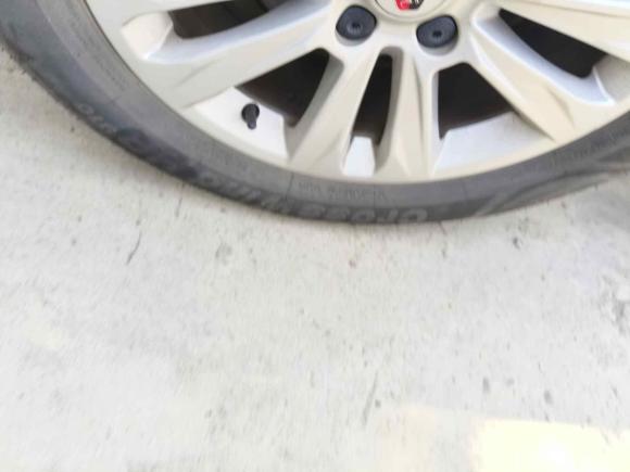 [无锡·苏B] 二手荣威荣威RX52018款 20T 两驱自动旗舰版