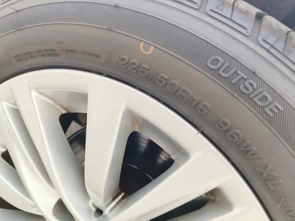 [上海·沪C] 二手宝马宝马3系2011款 320i 时尚型