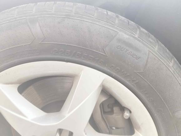 [上海·沪E] 二手奥迪奥迪A6L2011款 2.0 TFSI 自动标准型