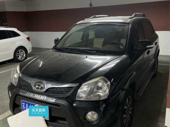 [南京·苏A] 二手现代途胜2013款 2.0L 手动两驱时尚型