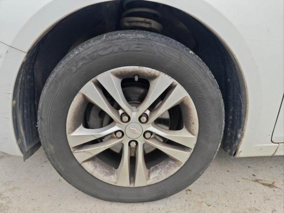 [上海·苏K] 二手雪佛兰科鲁兹2015款 1.5L 经典 SE AT