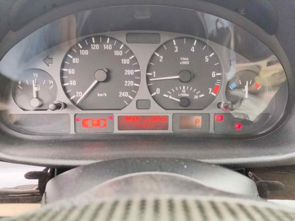 [南京·苏A] 二手宝马宝马3系2004款 325i