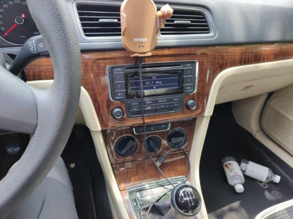 [上海·沪A] 二手大众朗逸2013款 改款 1.4TSI 手动舒适版