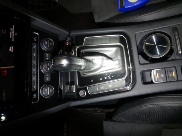 [上海·皖K] 二手大众迈腾2018款 330TSI DSG 尊贵型