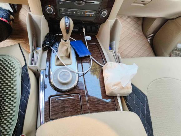 [金华·浙G] 二手日产途乐2018款 4.0L 旗舰型