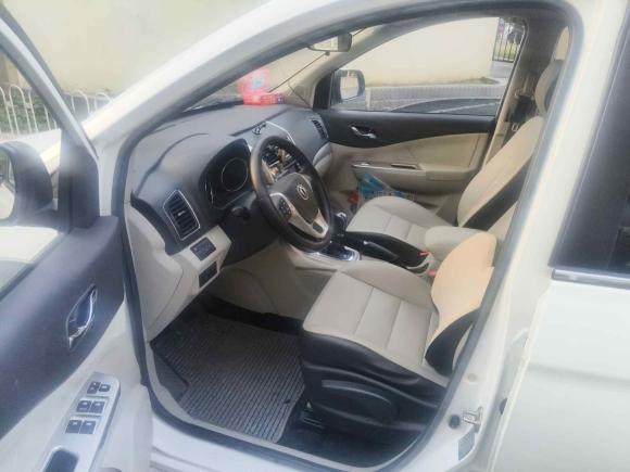 [武汉·鄂A] 二手东风风行风行S5002016款 1.6L 手动尊享型