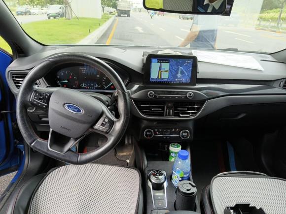 [深圳·粤E] 二手福特福克斯2019款 三厢 EcoBoost 180 自动ST Line