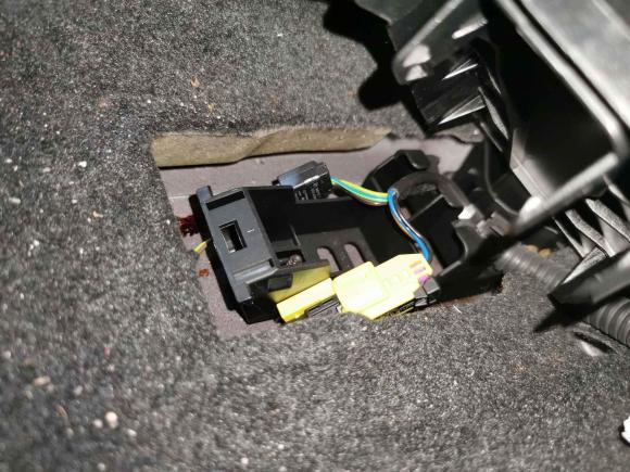 [宁波·浙B] 二手奥迪奥迪A12014款 30 TFSI Sportback舒适型