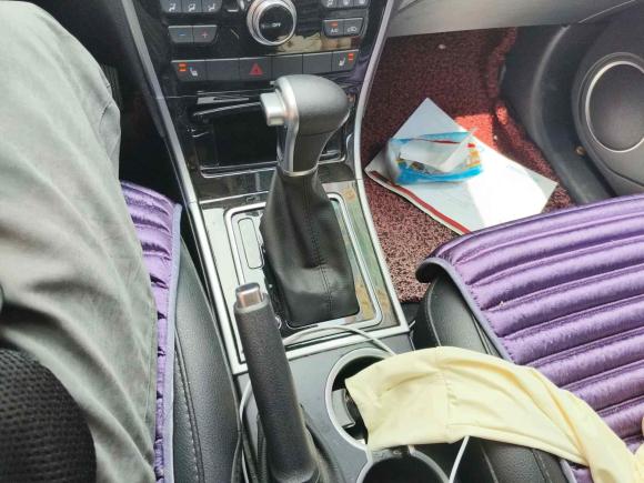 [合肥·皖A] 二手哈弗哈弗H22015款 1.5T 自动两驱精英版