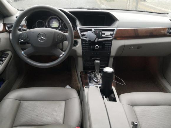 [上海·鲁D] 二手奔驰奔驰E级2011款 E 200 L CGI优雅型