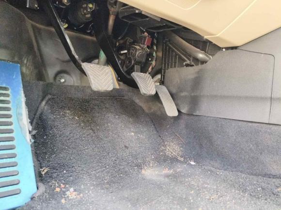 [深圳·粤F] 二手长安逸动2016款 1.6L 手动风尚型