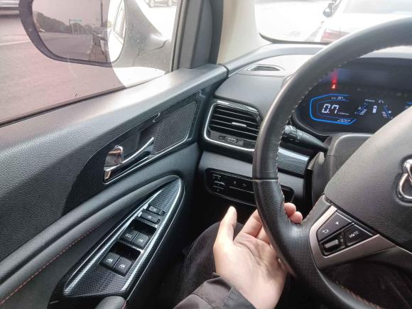 [苏州·鲁J] 二手长安欧尚长安欧尚A8002017款 1.6L 手动舒适型