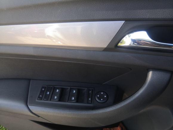 [佛山·粤E] 二手荣威荣威3602018款 PLUS 1.5L 自动豪华版