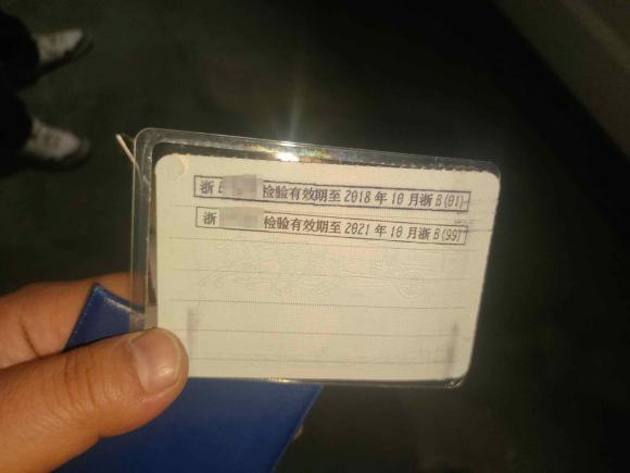 [宁波·浙B] 二手Jeep自由客2014款 2.4L 运动版