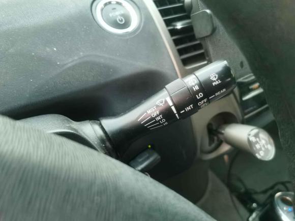 [武汉·鄂A] 二手丰田普锐斯2005款 1.5L 织物座椅版