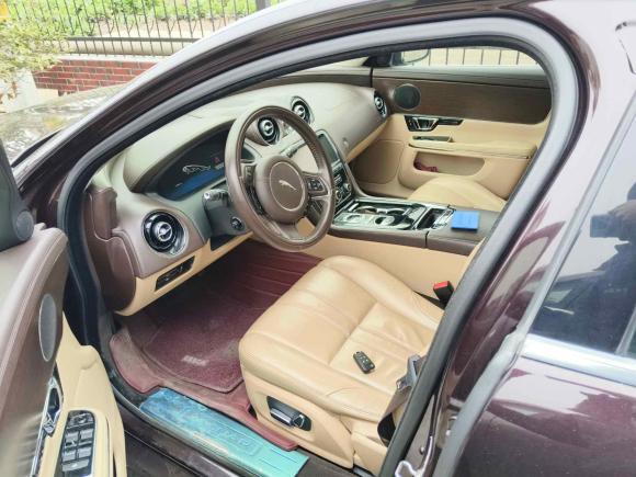 [南通·苏A] 二手捷豹捷豹XJ2014款 XJL 2.0T 两驱典雅商务版