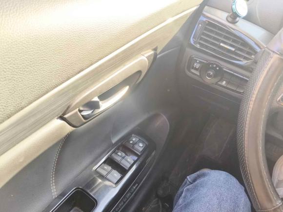 [南京·苏A] 二手广汽传祺传祺GA62016款 235T DCT精英版