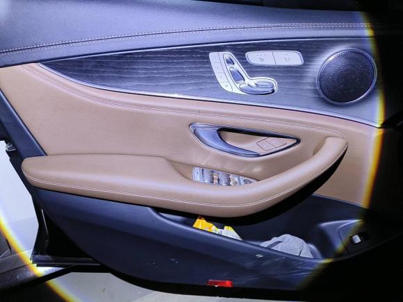 [无锡·苏B] 二手奔驰奔驰E级2021款 改款 E 300 L 运动时尚型