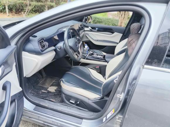 [上海·沪A] 二手比亚迪秦PLUS2021款 EV 500KM 尊贵型