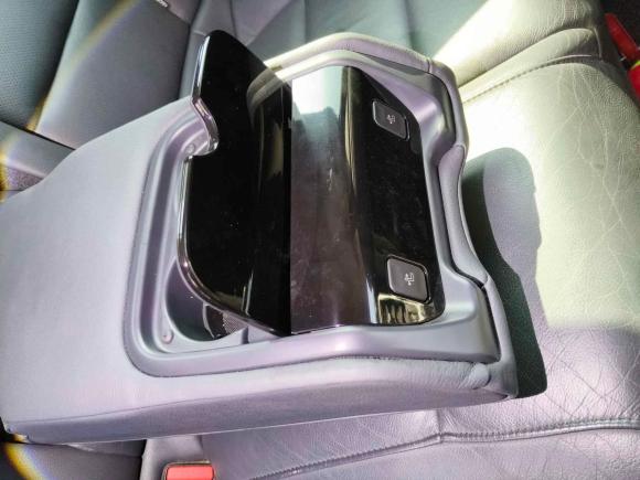 [南京·苏A] 二手标致标致5082012款 2.0L 自动豪华版