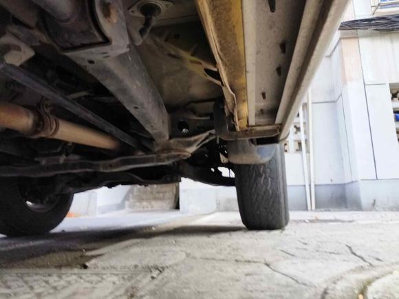 [湖州·浙A] 二手陆风陆风X92013款 2.0T 四驱柴油版