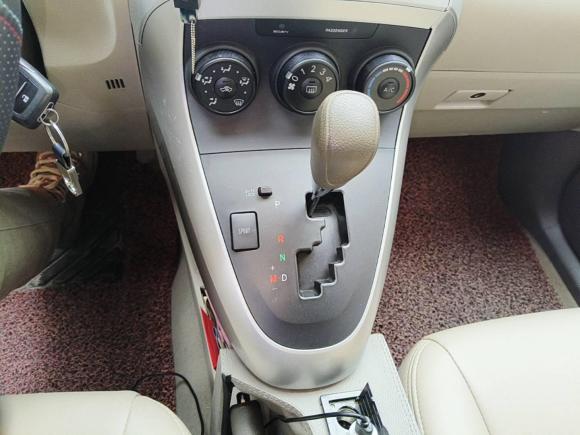 [广州·粤Q] 二手丰田逸致2015款 180E CVT跨界版