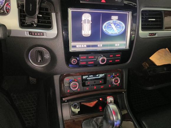 [广州·粤A] 二手大众途锐2011款 3.0TDI 柴油高配型