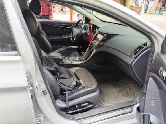 [成都·川A] 二手现代索纳塔2011款 2.0L 自动豪华版