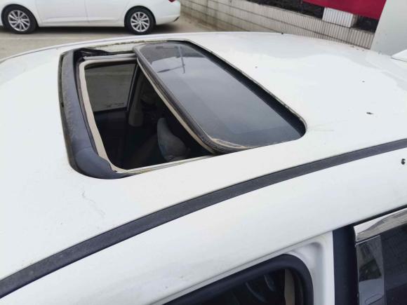 [常州·苏G] 二手比亚迪速锐2015款 改款 1.5L 手动豪华型