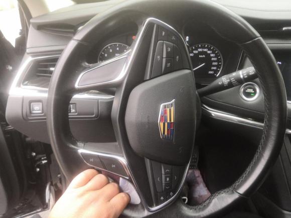 [芜湖·皖B] 二手凯迪拉克凯迪拉克XT52018款 25T 豪华型