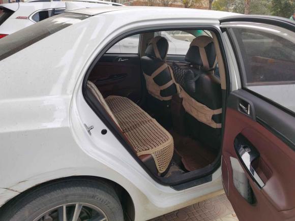 [西安·陕A] 二手比亚迪速锐2018款 1.5L 手动尊享型