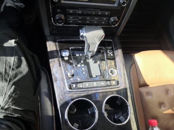 [杭州·浙A] 二手大众辉腾2015款 3.0L 专享版