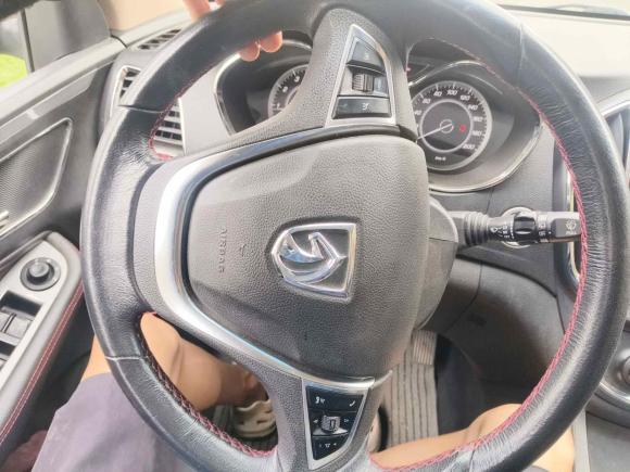 [上海·沪C] 二手宝骏宝骏5602015款 1.8L 手动豪华型