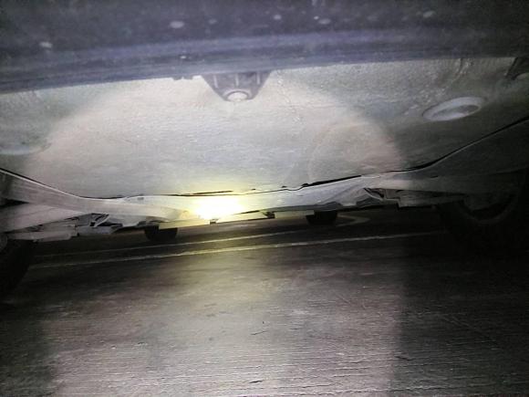 [广州·粤A] 二手奥迪奥迪A4L2010款 2.0 TFSI 标准型