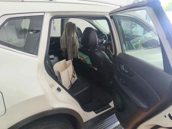 [上海·沪B] 二手日产奇骏2014款 2.0L CVT舒适版 2WD