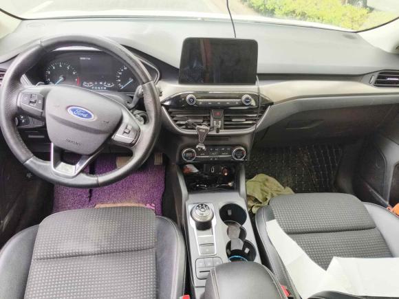 [武汉·鄂A] 二手福特福克斯2019款 两厢 EcoBoost 180 自动锋潮型