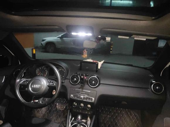 [济南·鲁A] 二手奥迪奥迪A12016款 30 TFSI Sportback S Line运动版