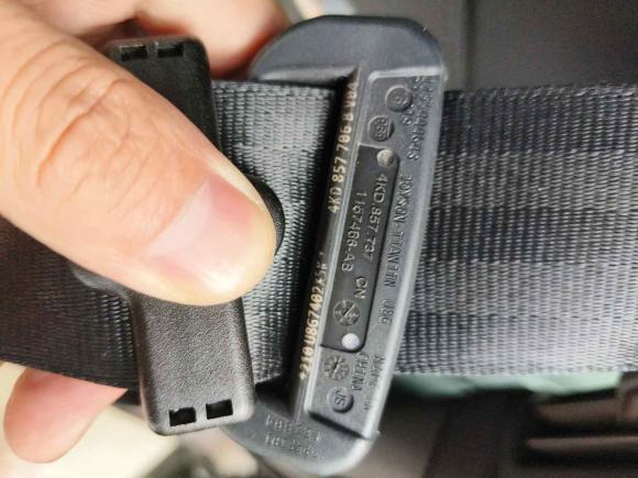 [武汉·鄂A] 二手奥迪奥迪A6L2019款 45 TFSI 臻选动感型