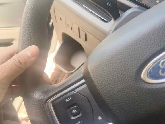 [杭州·浙F] 二手福特全顺2023款 2.0T柴油自动多功能商用车短轴低顶5/6座