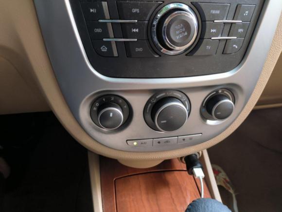 [上海·闽J] 二手别克凯越2013款 1.5L 自动尊享型