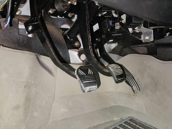 [西安·陕A] 二手陆风陆风X82015款 探索版 2.0T 柴油4X4豪华型