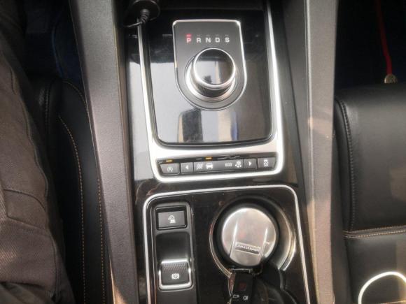 [合肥·皖A] 二手捷豹捷豹F-PACE2016款 2.0T 两驱都市尊享版